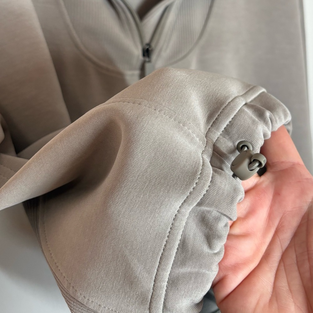 Lululemon•Brushed Softstreme Ribbed Half Zip•Riverstone Taupe•FLAWLESS• 10 - Picture 11 of 16